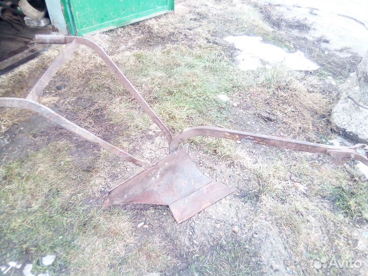 Плуг конский окучник конский