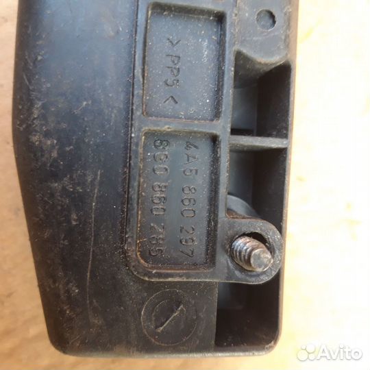 Крепление знака аварийки ауди а4 б5