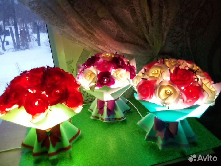 Светильник Букет роз из изолона Ростовые цветы