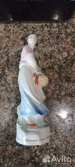 Коллекционный фарфор ссср,1939г.,Сборщица урожая