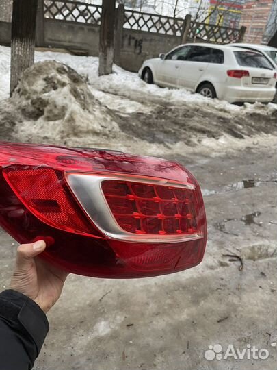 Задний левый фонарь kia sportage 3