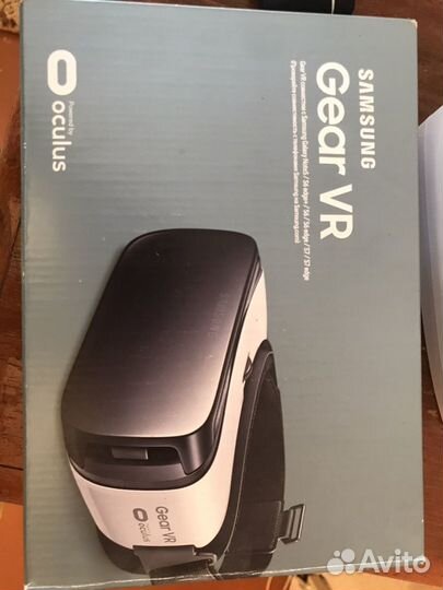Очки виртуальной реальности Samsung Gear VR