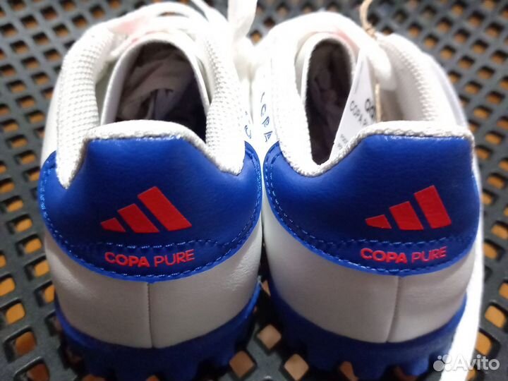 Сороконожки Adidas Copa Pure