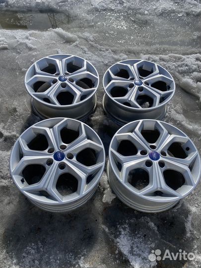 Комплект оригинальных дисков Ford R17 5*108