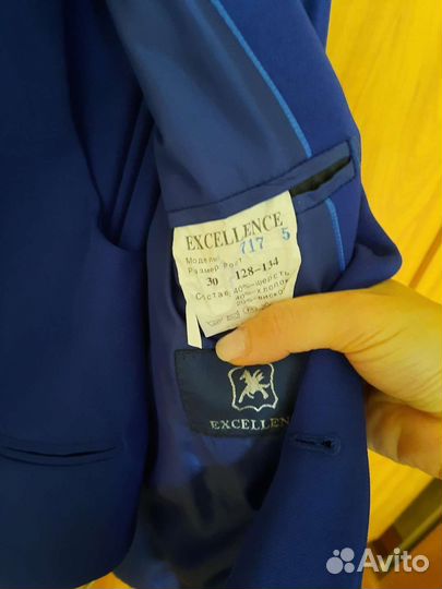 Костюм тройка на мальчика 128