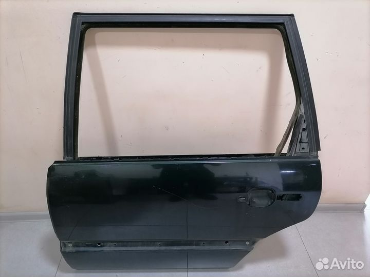 Дверь задняя левая VW Passat B4 1993-1997