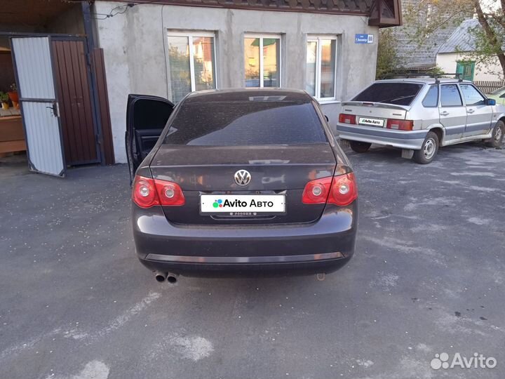 Volkswagen Jetta 2.5 AT, 2005, 281 000 км