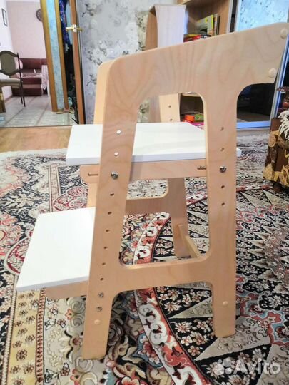 Детский растущий стул