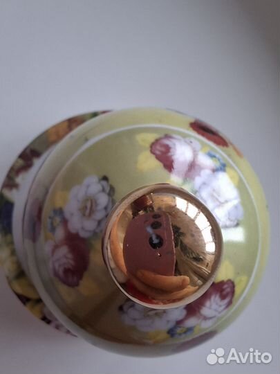 Лимонница с крышкой