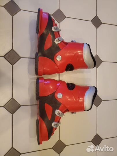 Горнолыжные ботинки детские