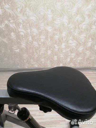 Гребной тренажер