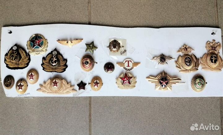 Амуниция пряжки, ремни, шевроны, эмблемы,фуражки