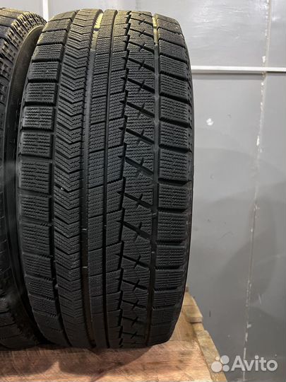 Bridgestone Blizzak VRX 225/55 R17 97Q
