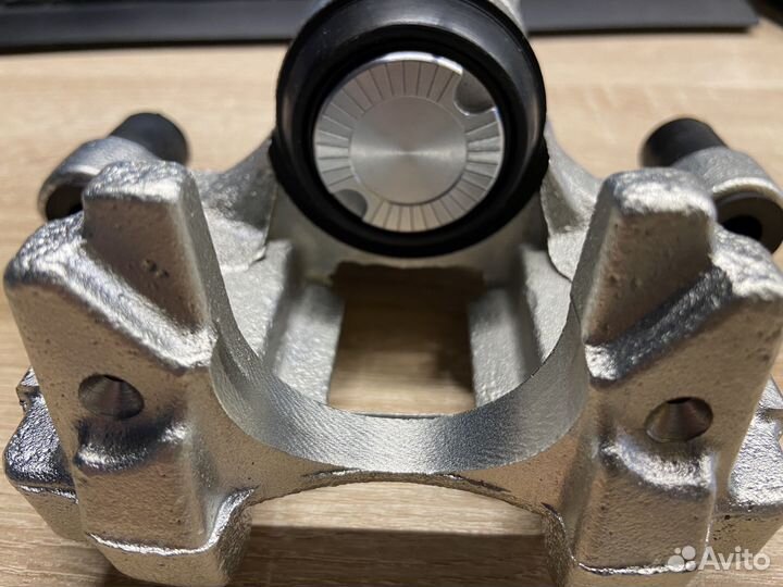 Задний тормозной суппорт Audi A3