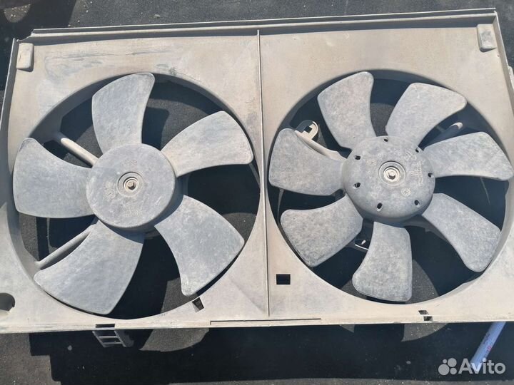 Вентилятор радиатора диффузор Mitsubishi Lancer X