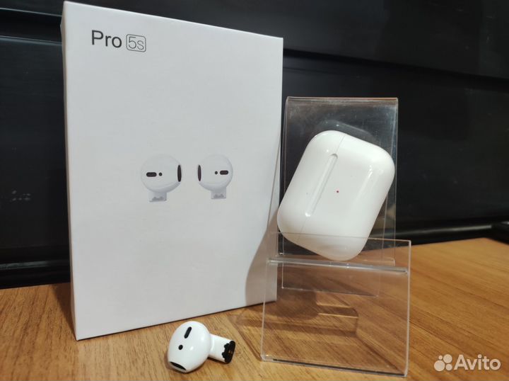 Беспроводные наушники новые