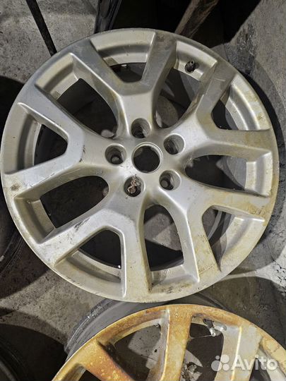 Литые диски R18 5x114,3