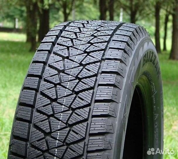 Bridgestone Blizzak DM-V3 275/50 R21