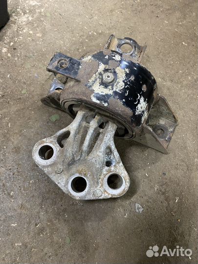 Подушка МКПП Chevrolet Codalt