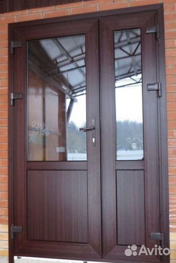 Двери входные пластиковые