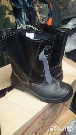 Обувь для работы