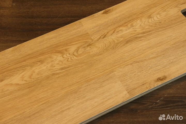 Кварцвиниловая плитка клеевая