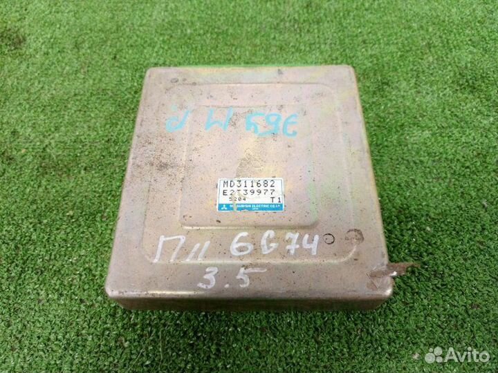 Эбу Mitsubishi Pajero Ii 3.5 6G74 1995