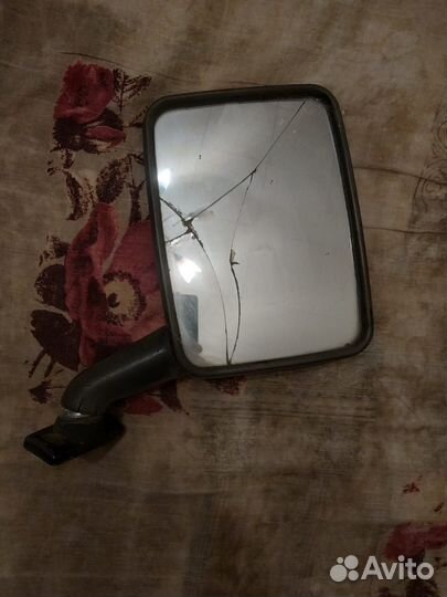 На Вольксваген-транспортер-2 Боковое зеркало