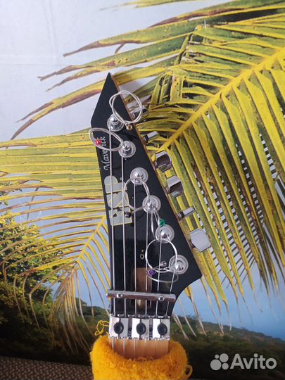 Электро гитара ESP Maverick Made in Japan