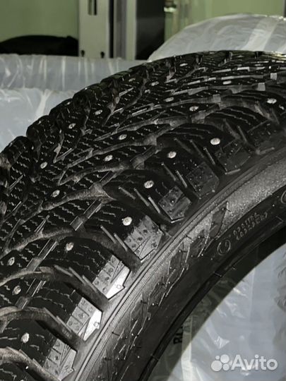 Nokian Tyres Hakkapeliitta 9 275/35 R20 102T