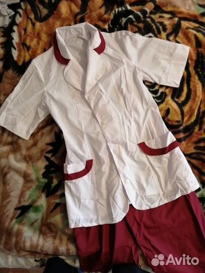 Медицинский костюм