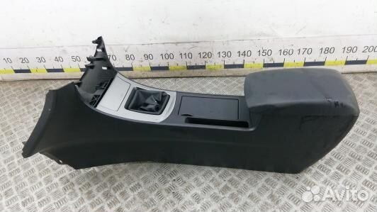 Подлокотник центральный mazda 3 2 (LBN06IX01)