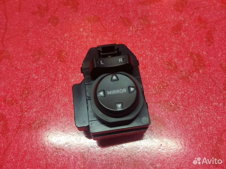 Блок регулировки зеркал Hyundai Solaris 2
