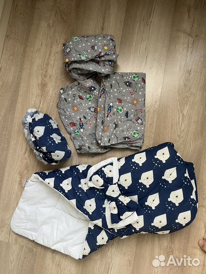 Простыни на резинке и одеяло