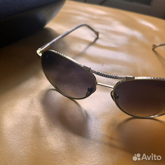 Солнцезащитные очки