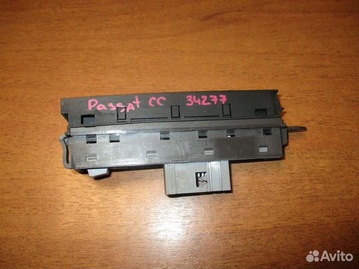 Блок кнопок VW Passat CC