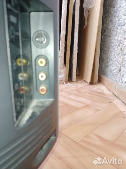 Продам Телевизор samsung бу