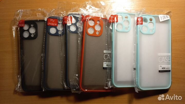 Чехол на iPhone 12