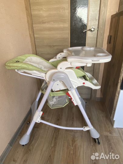 Продам стульчик для кормления