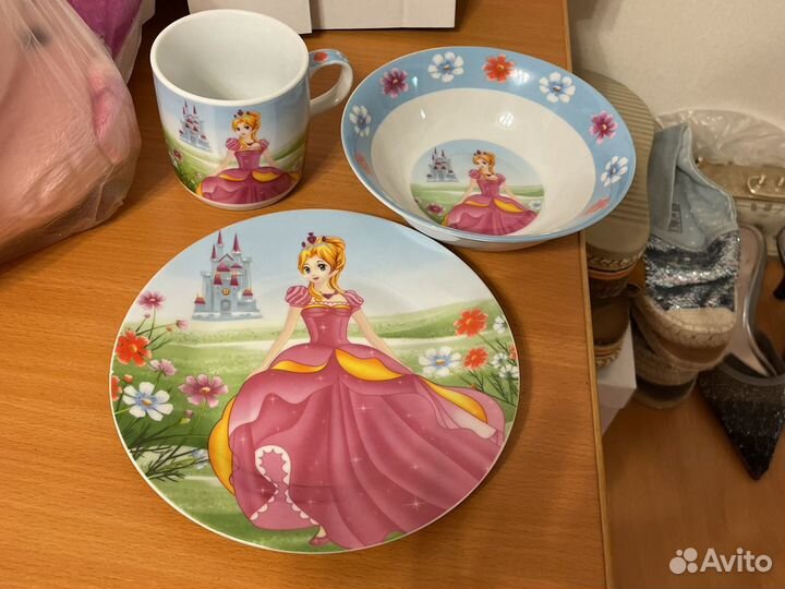 Детская посуда. Для девочки