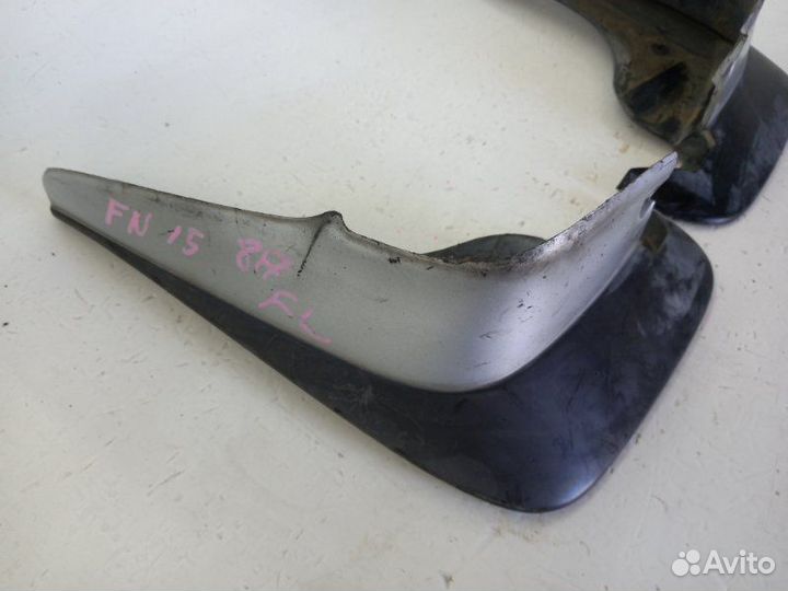 Брызговик передний Nissan Pulsar FN15 GA15 1997