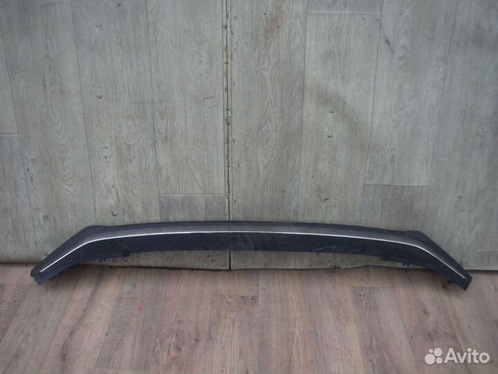 Накладка переднего бампера Toyota Rav 4 40 2014