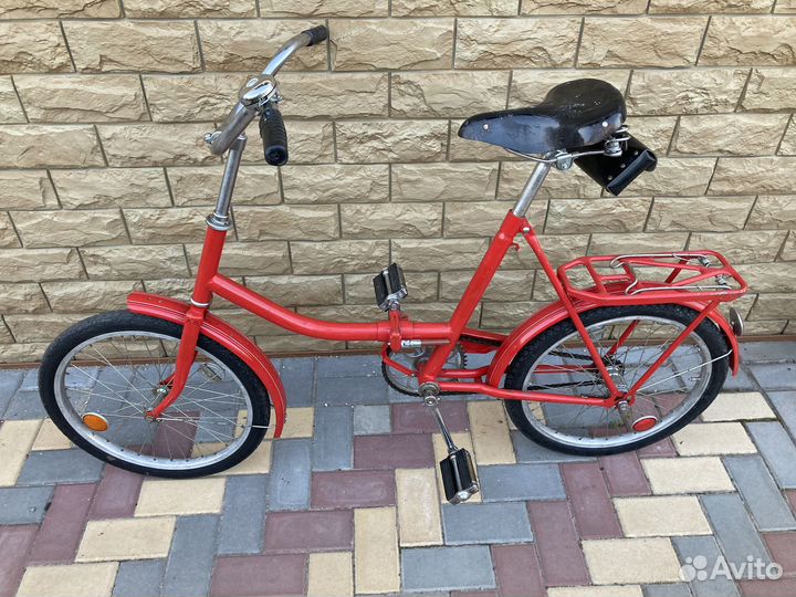 Дорожный велосипед со складной рамой