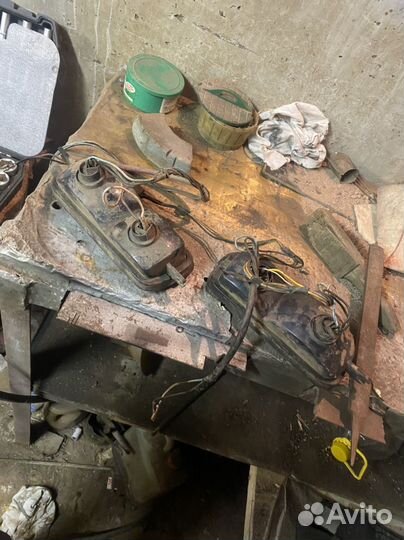 Продам надфарники