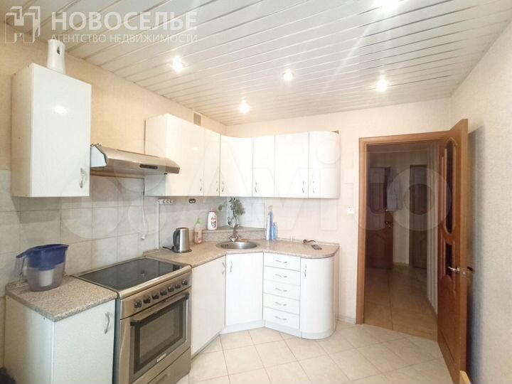 2-к. квартира, 51,7 м², 1/10 эт.