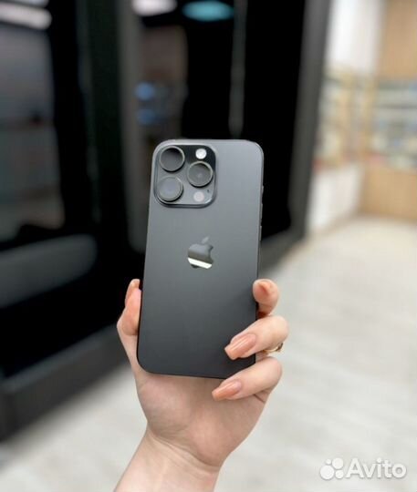 iPhone 15 Pro, 256 ГБ