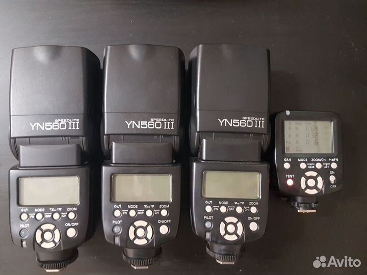 Вспышка Yongnuo 560III