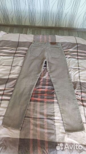 Джинсы б/у Wrangler