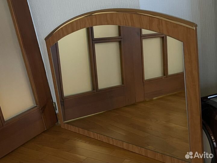 Зеркало навесное