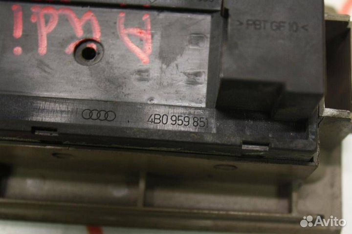 Блок управления стеклоподъемниками Audi A6 4B/C5